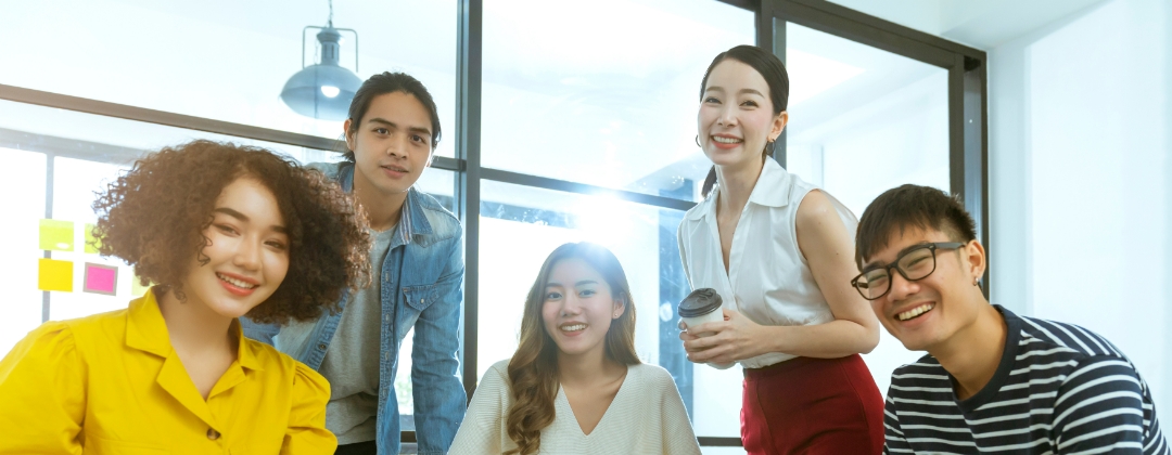 与全球最佳雇主 350vip8888新葡的京光电<br>
一起探索未来职涯可能